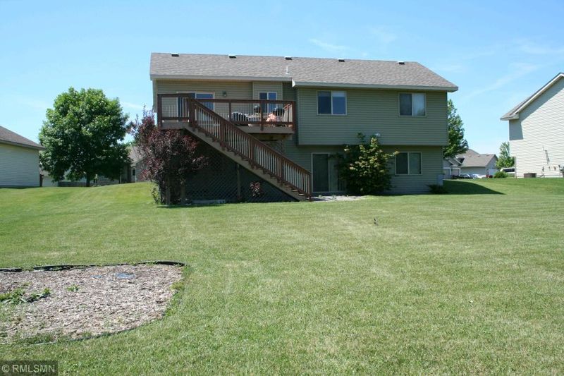 417 Bremen Ps, Waverly, MN 55390