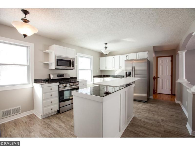 13609 Ferris Ave, Apple Valley, MN 55124