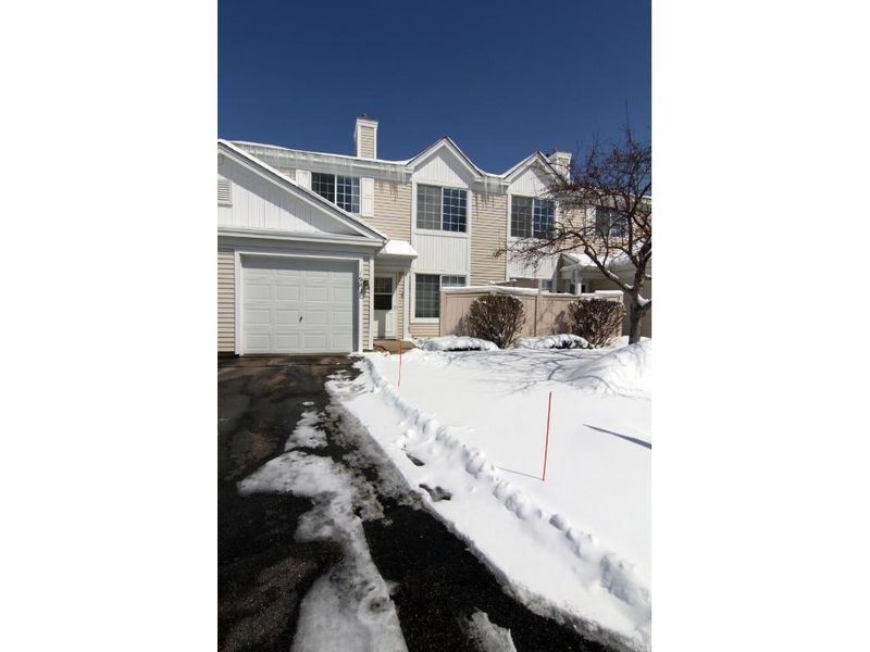 1983 Jan Echo Trl, Eagan, MN 55122