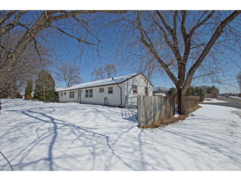 7301 Able St NE, Fridley, MN 55432