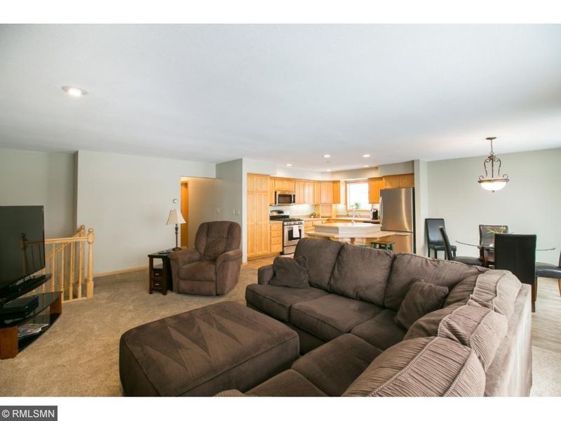 137 E Golden Lake Ln, Circle Pines, MN 55014