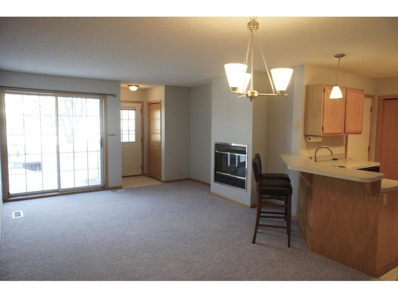 4052 Wilshire Cir #51, Shoreview, MN 55126