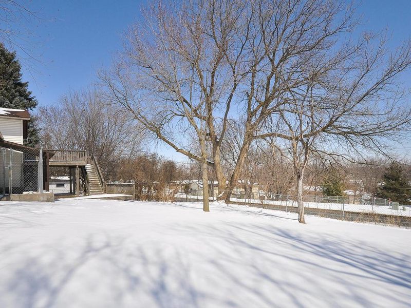 7224 E Fish Lake Cir, Maple Grove, MN 55311
