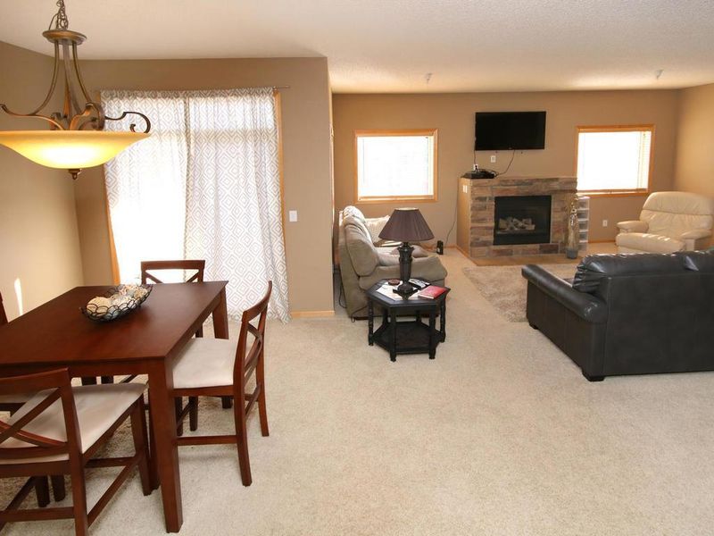 17602 Hackberry Ct, Eden Prairie, MN 55347