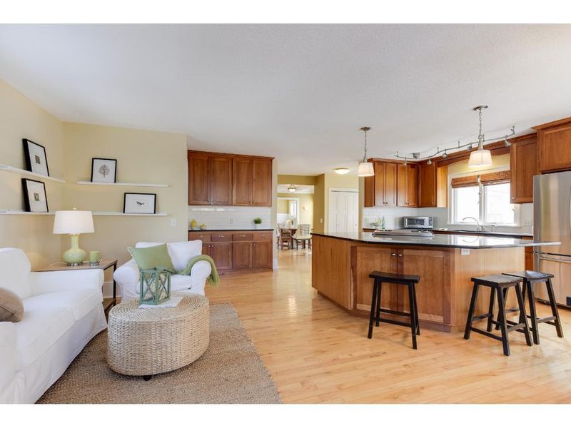 5044 Zenith Ave S, Minneapolis, MN 55410