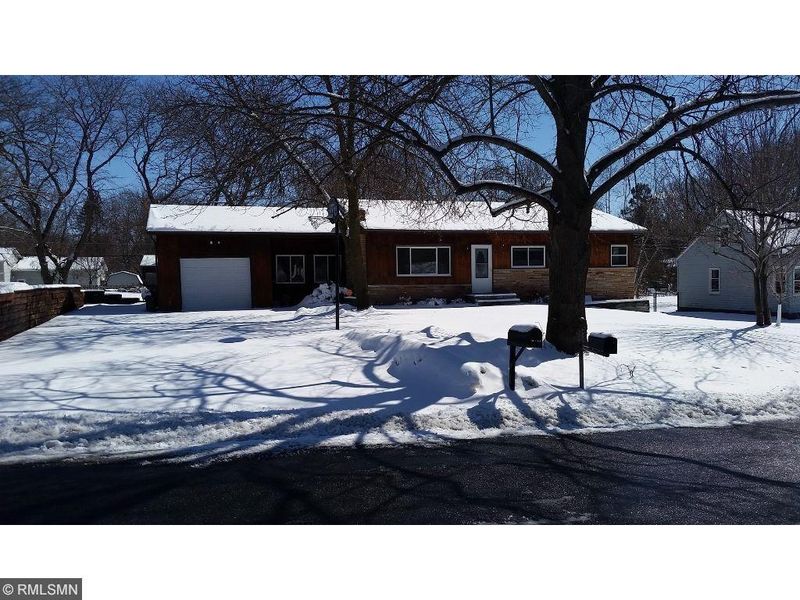 10031 Palm St NW, Coon Rapids, MN 55433