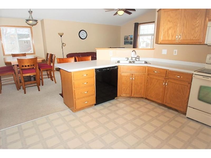 1904 Cypress Cir, Sartell, MN 56377