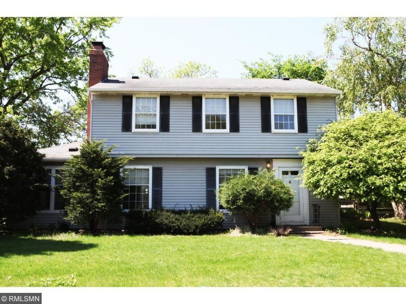 615 Stewart Ave, South Saint Paul, MN 55075