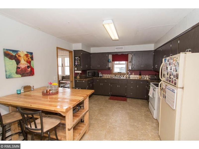 8917 Quinn Ave NW, South Haven, MN 55382