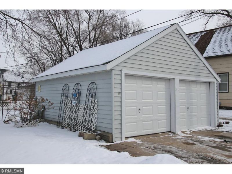 822 3rd St N, Waite Park, MN 56387