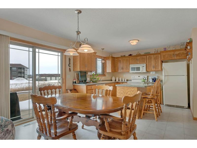 606 Graceview Loop, Saint Joseph, MN 56374