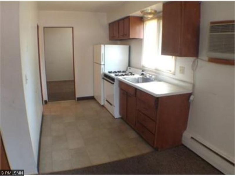 5900 2 1/2 St NE, Fridley, MN 55432