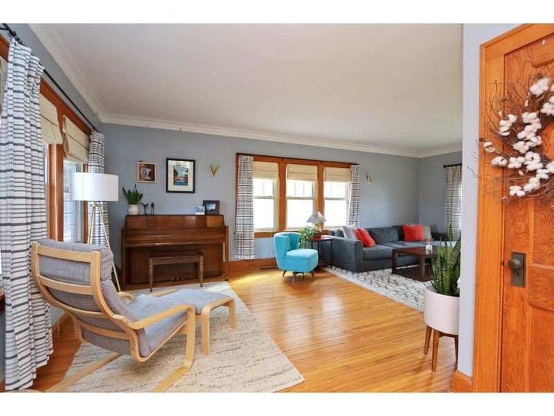4448 Bloomington Ave, Minneapolis, MN 55407