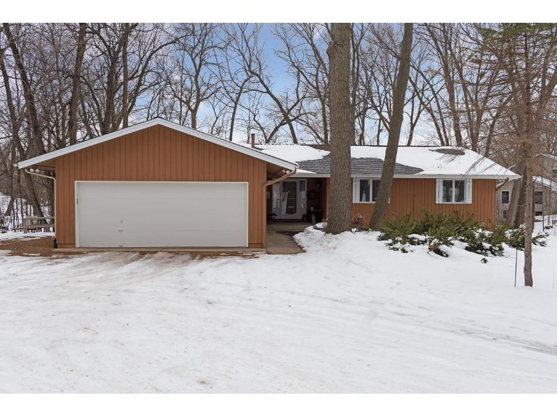 16215 8th Ave N, Plymouth, MN 55447