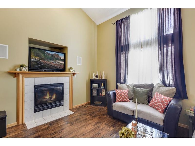 9026 Sawgrass Glen, Maple Grove, MN 55311