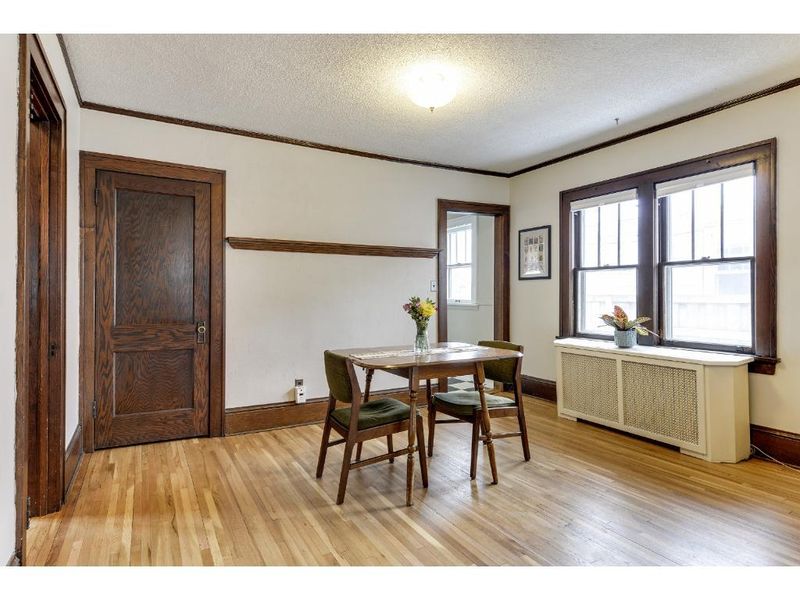 1312 Sargent Ave, Saint Paul, MN 55105