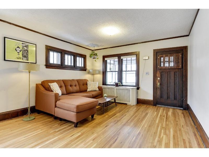1312 Sargent Ave, Saint Paul, MN 55105