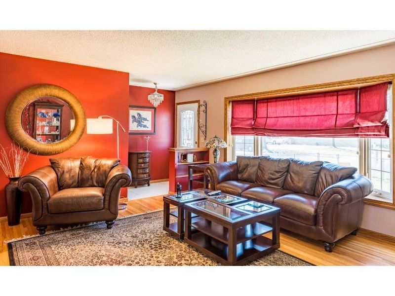 7224 Grimes Ave N, Brooklyn Center, MN 55429