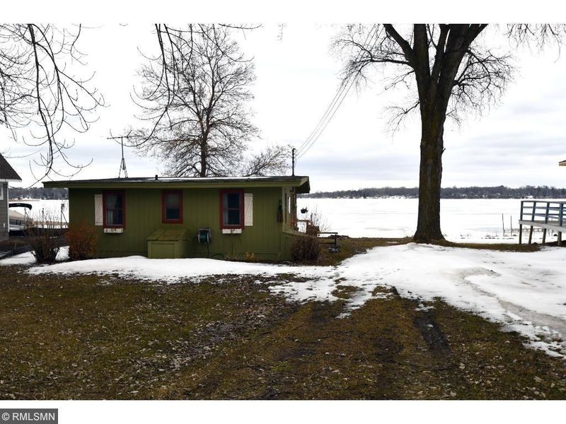 29915 Neal Ave, Lindstrom, MN 55045