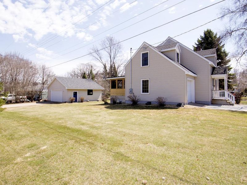 207 3rd St S, Bayport, MN 55003
