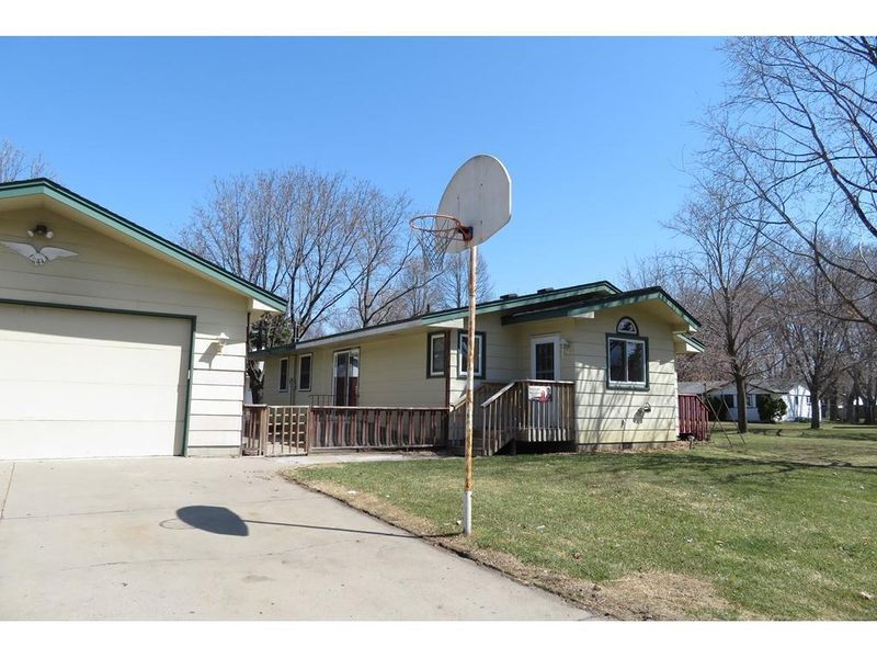 1520 Pribble St N, Champlin, MN 55316