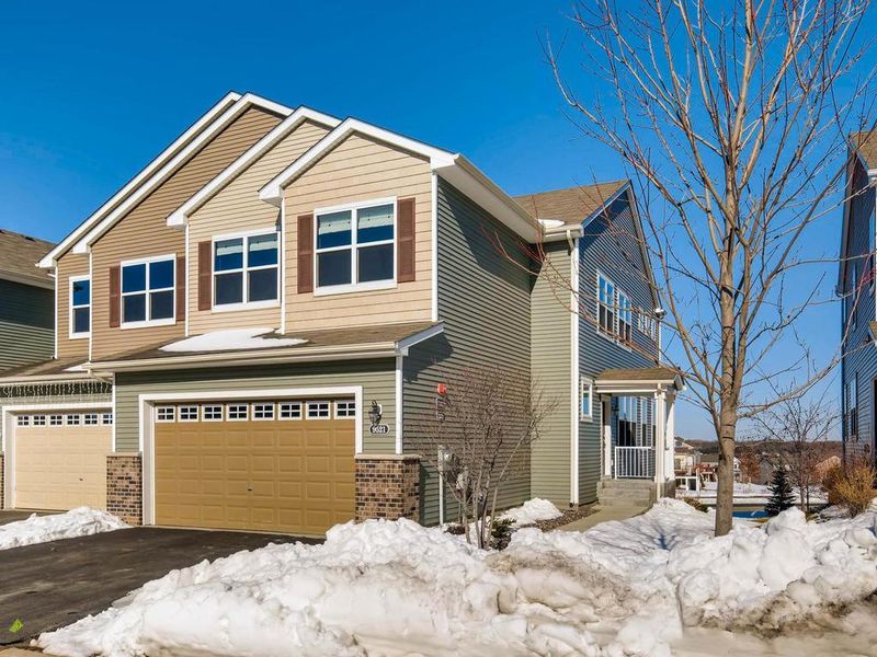 9521 Roosevelt Dr, Chanhassen, MN 55317