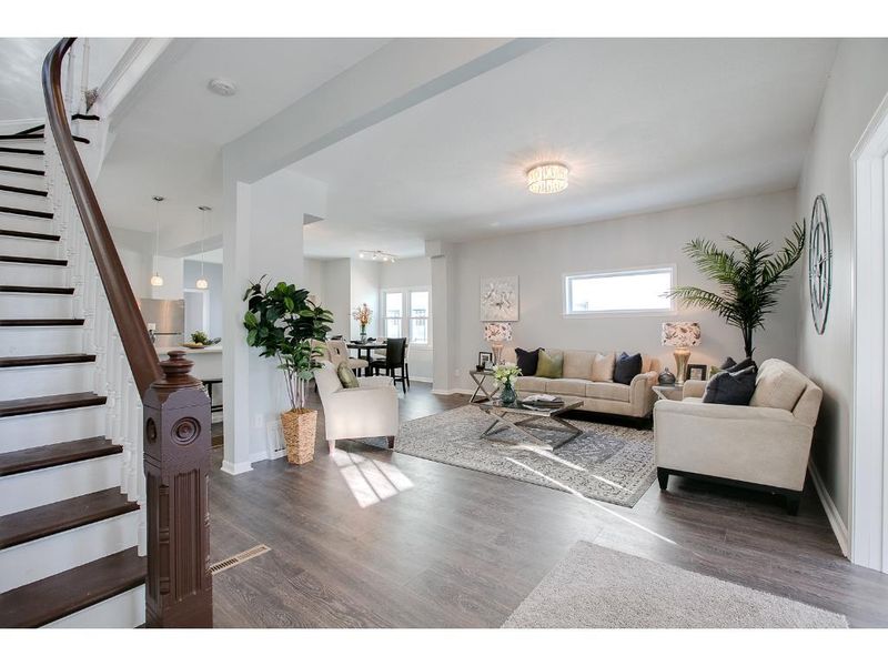 445 Mount Ida St, Saint Paul, MN 55130