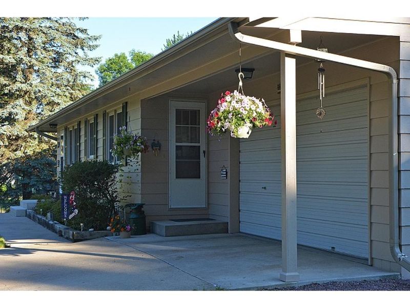 205 Regency Rd, Le Sueur, MN 56058