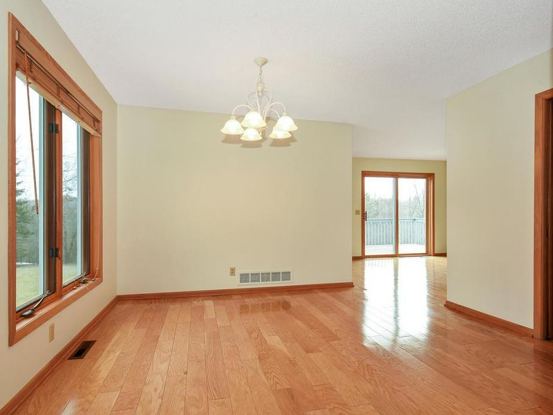 6593 Mere Dr, Eden Prairie, MN 55346