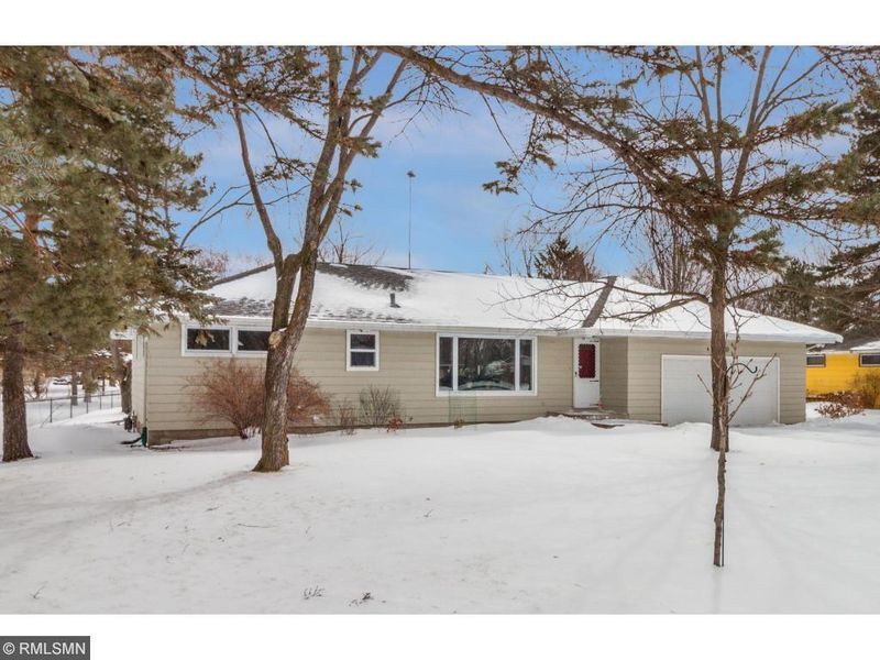 2310 Clearwater Rd, Saint Cloud, MN 56301