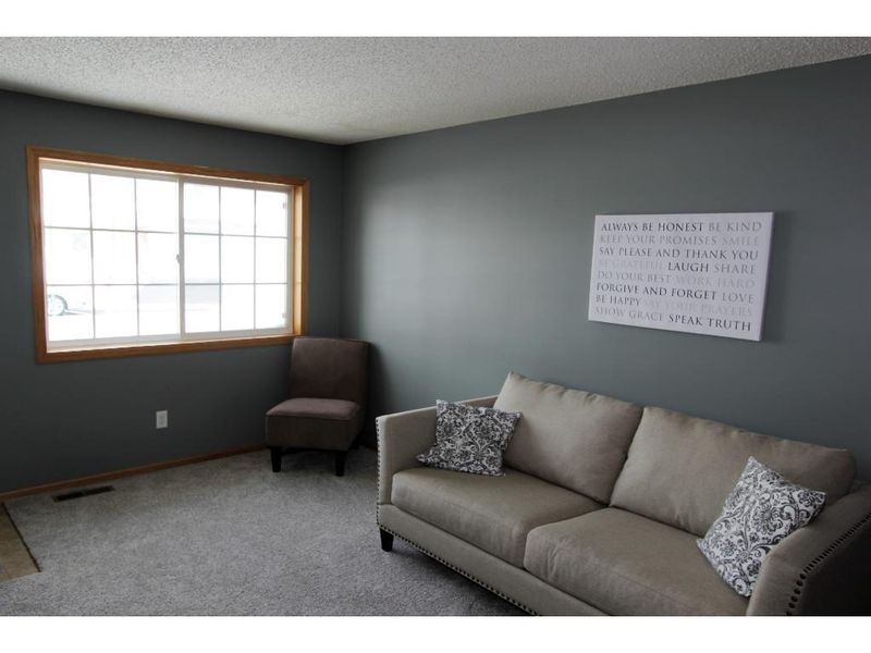 6190 Maclynn Ave NE, Otsego, MN 55301