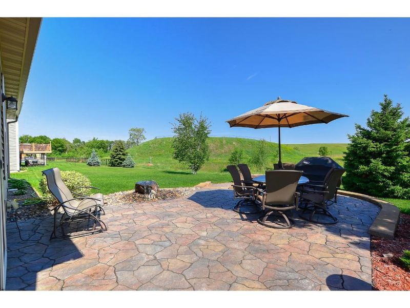1913 140th Ave NW, Andover, MN 55304