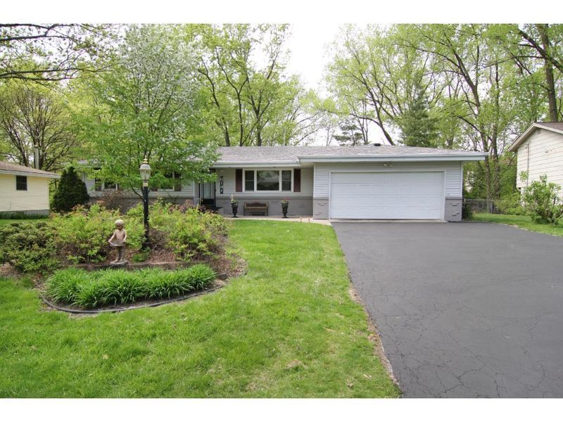6141 Gettysburg Ave N, New Hope, MN 55428