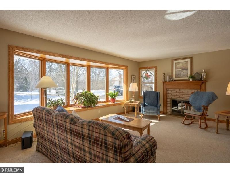 101 Bittersweet Ct, Mankato, MN 56001