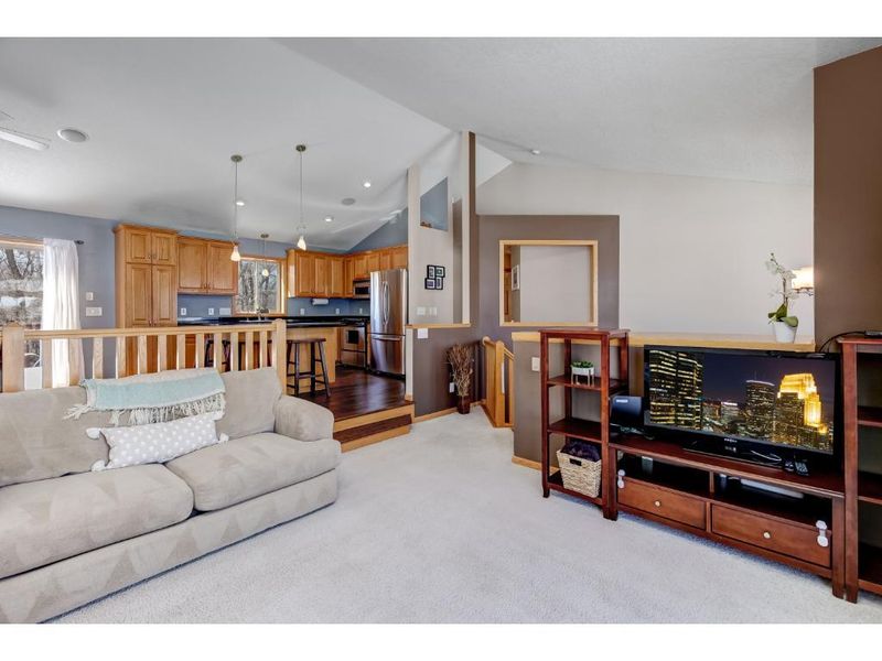 1218 Cobblestone Rd N, Champlin, MN 55316