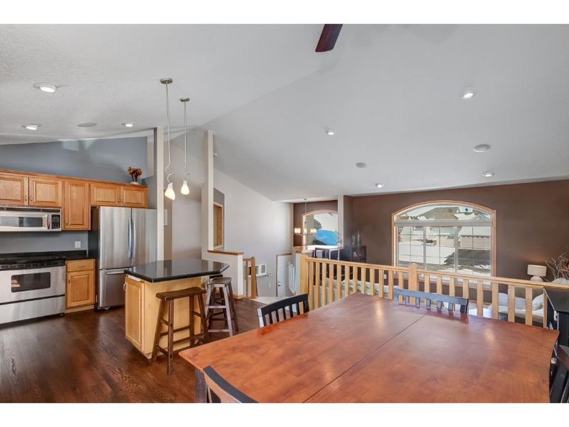 1218 Cobblestone Rd N, Champlin, MN 55316