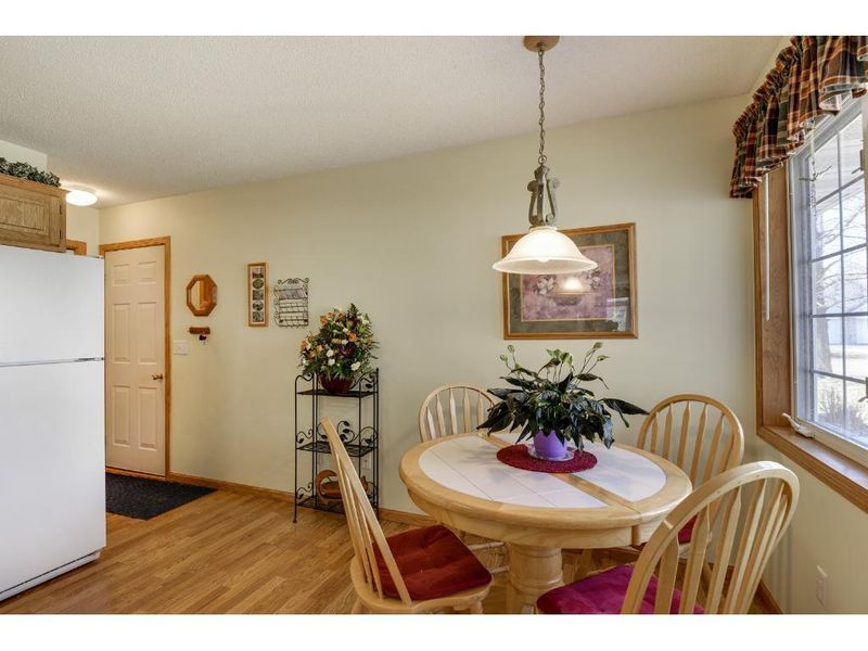 3758 Weaver Ct, Anoka, MN 55303