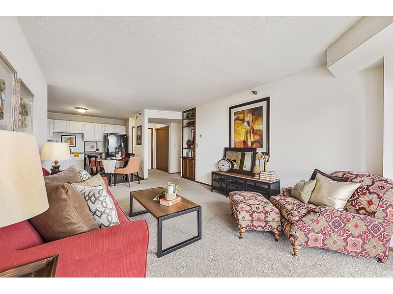 66 9th St E #2116, Saint Paul, MN 55101