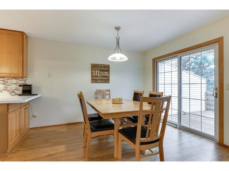 4142 Sylvia Ln S, Shoreview, MN 55126