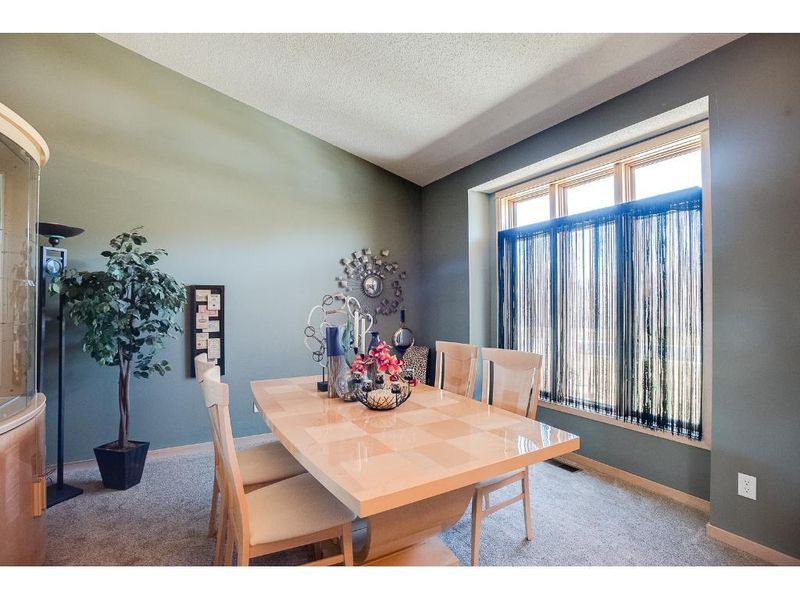 10485 Matthew Dr, Chisago City, MN 55013