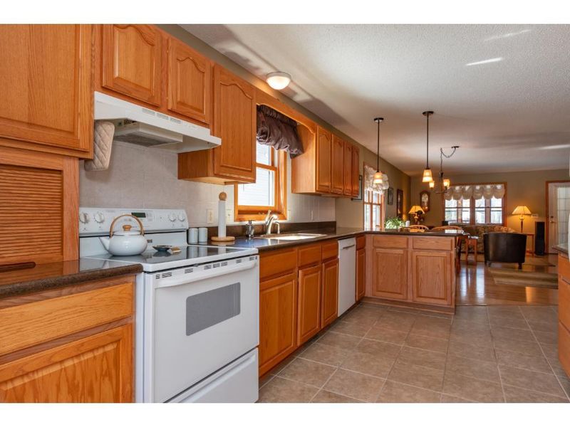14331 Cottage Grove Dr, Baxter, MN 56425