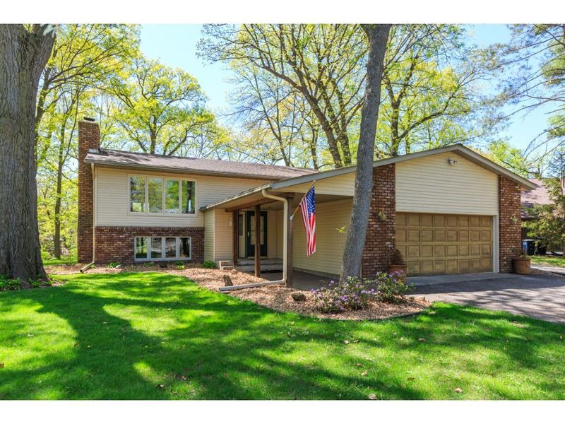 1408 Baypoint Dr SE, Forest Lake, MN 55025