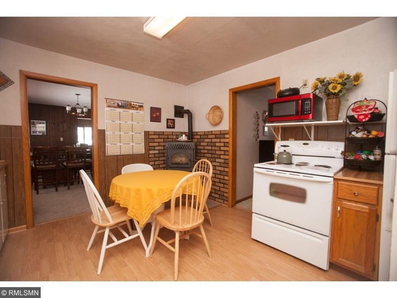 5896 140th St, Milaca, MN 56353