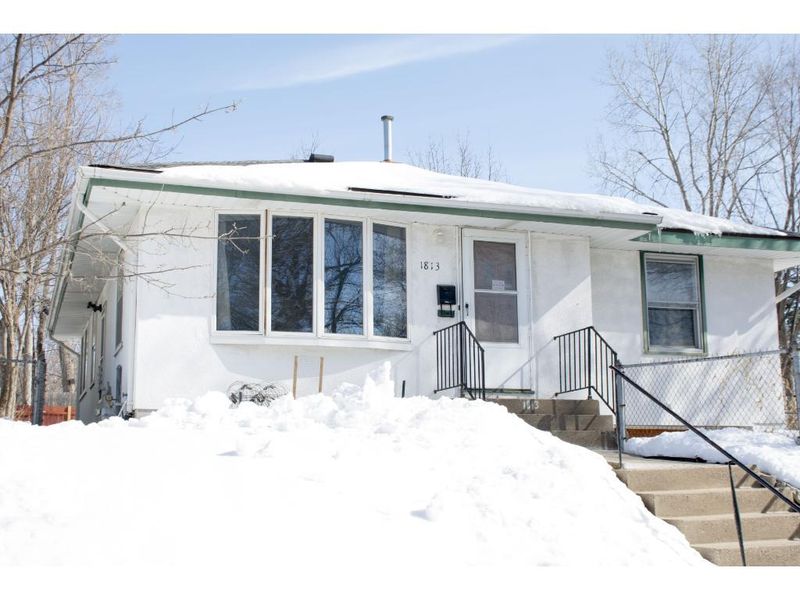 1813 York Ave, Saint Paul, MN 55119