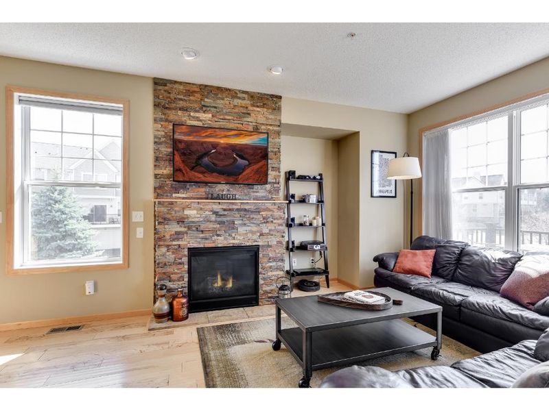 2453 121st Cir NE #F, Blaine, MN 55449