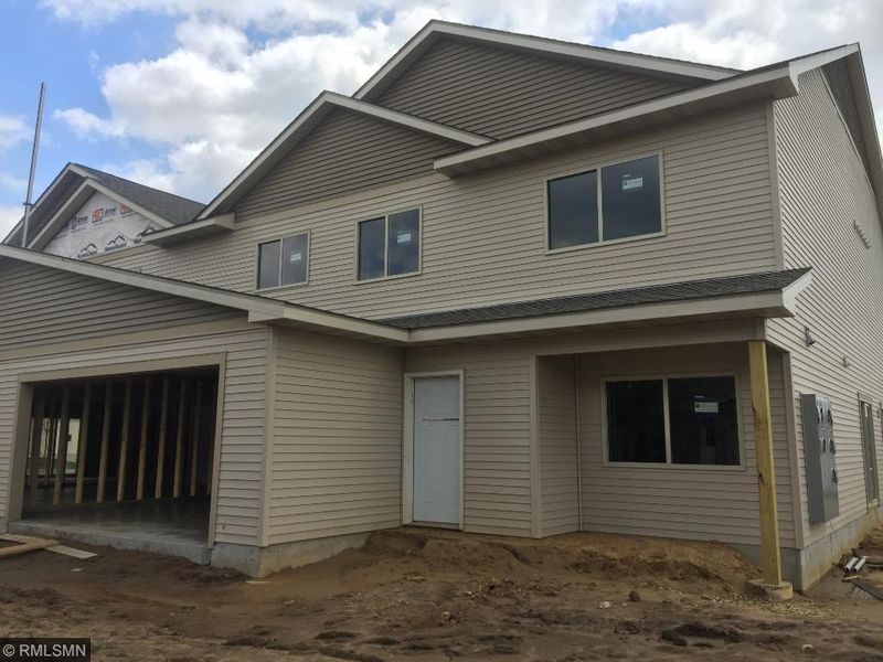 145 Eva Pl, River Falls, WI 54022