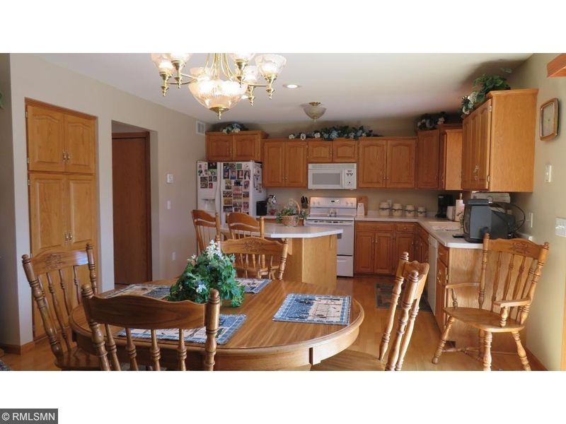 406 16th St N, Sauk Rapids, MN 56379