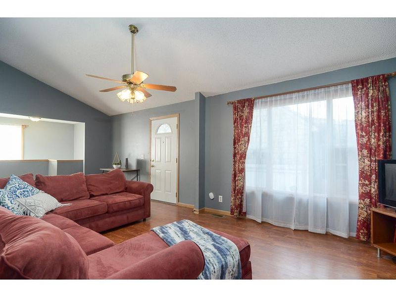 3728 2 1/2 St NE, Columbia Heights, MN 55421