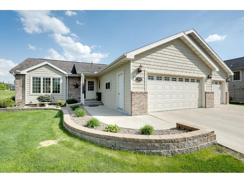 3009 8th Ave NW, Faribault, MN 55021
