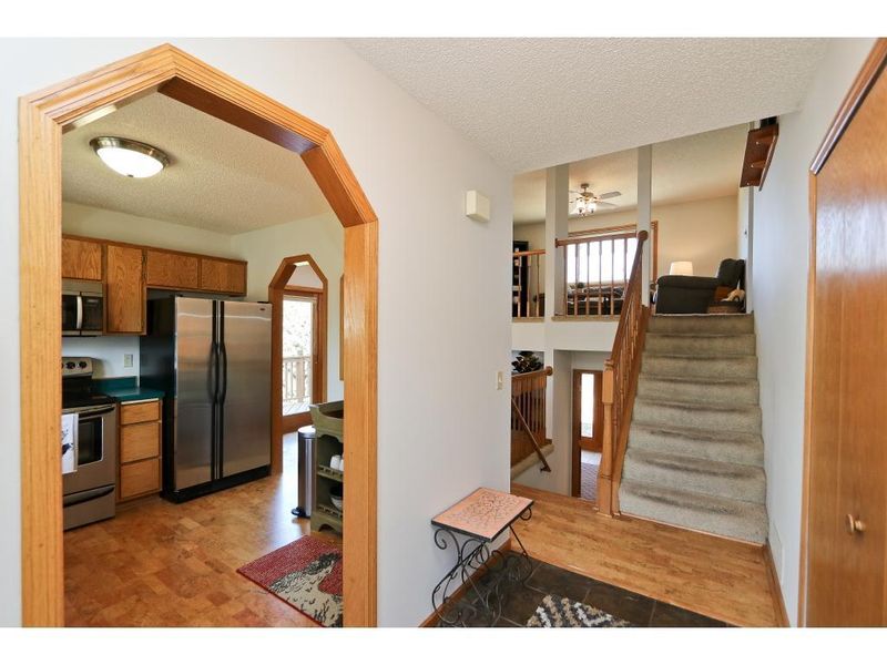 2631 Copper Cliff Trl, Woodbury, MN 55125